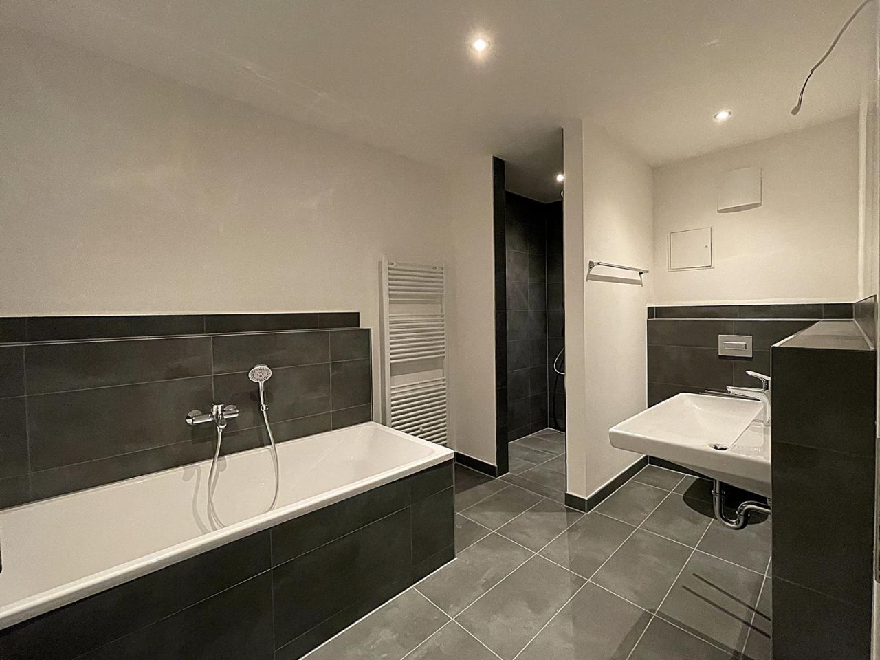 NEUBAU ** Maisonette-Traum ** Wohnen an der Weißen Elster * EBK * 2 Loggien * Gäste-WC