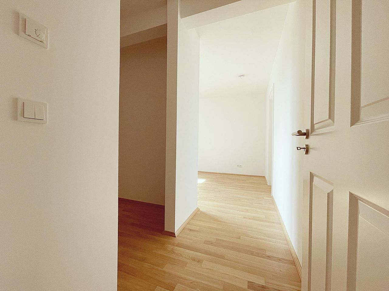 NEUBAU * Familienwohnung an der Weißen Elster * großer Balkon * EBK * 2 Bäder * Ankleide * Tiefgarage