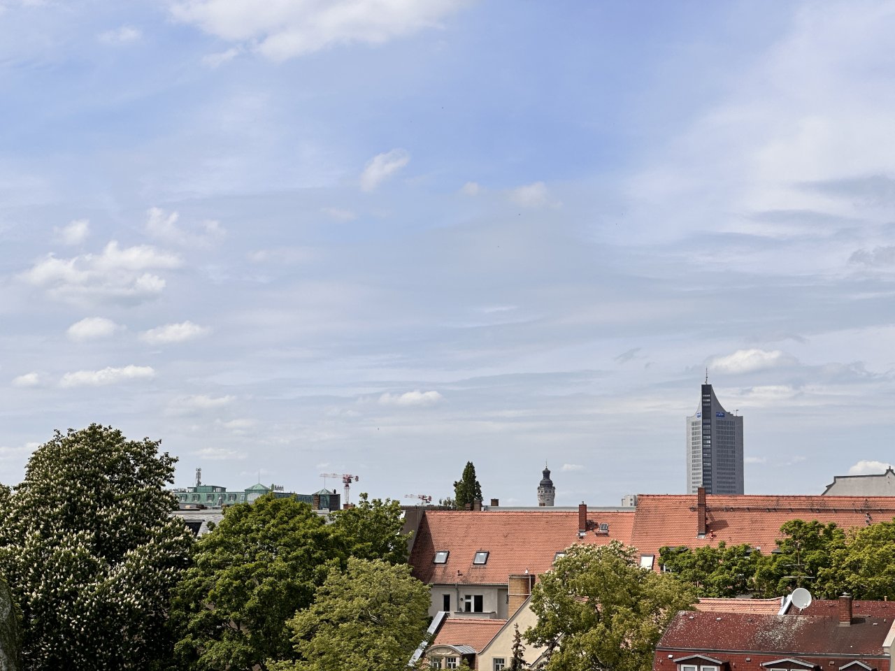 Neubau ** große Dachterrasse ** großer Balkon * EBK * TG-Stellplatz