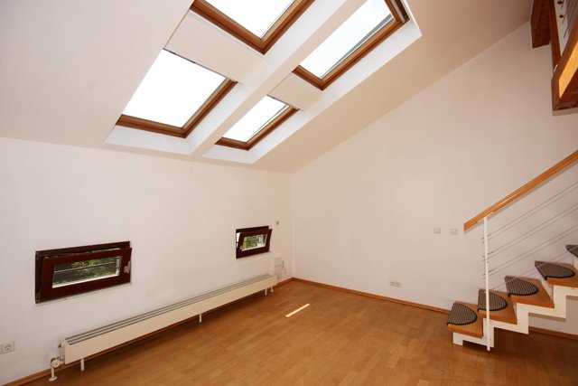 ** LEIPZIG-ZENTRUM ** Moderne 3 Raum-Galeriewohnung ** Parkett * GWC