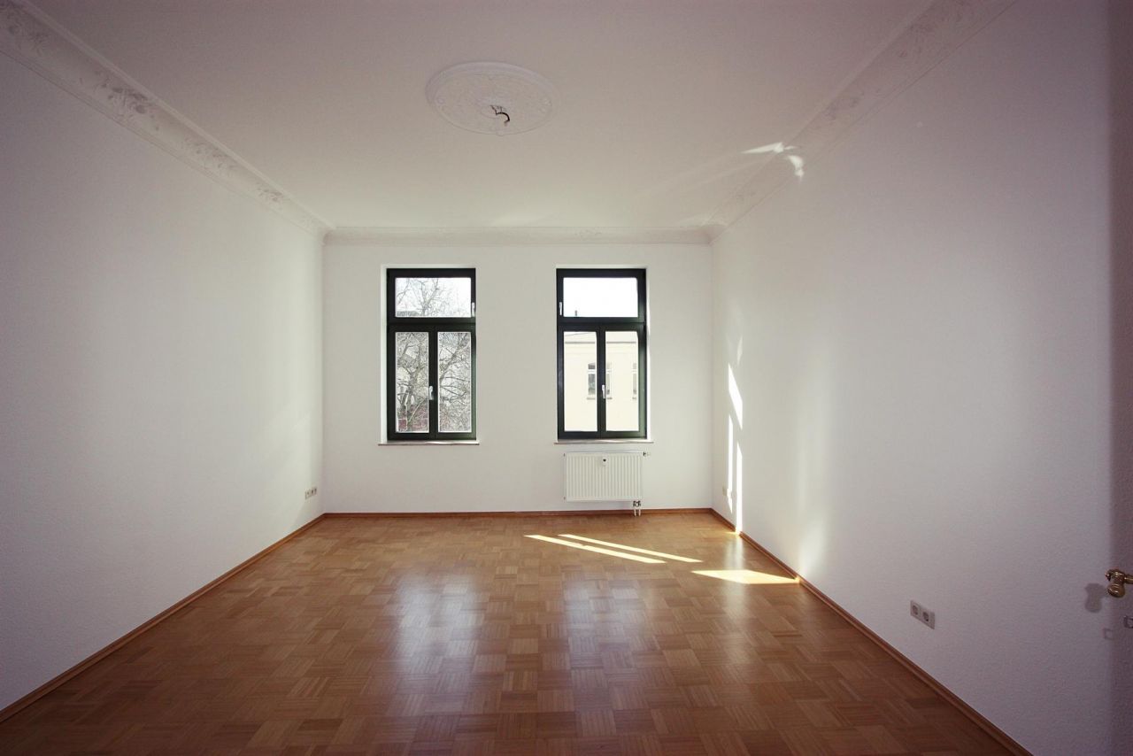 Plagwitz ** Schicke Familienwohnung in Parknähe ** 3 ZKB * Balkon * Stuck * Bad mit Wa+Du+Fenster * Parkett