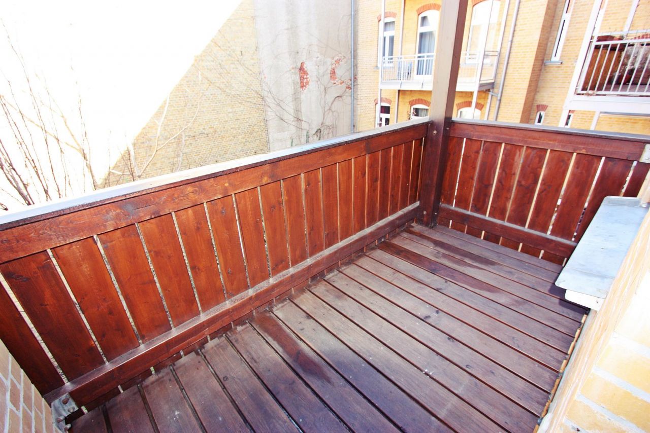 Plagwitz ** Schicke Familienwohnung in Parknähe ** 3 ZKB * Balkon * Stuck * Bad mit Wa+Du+Fenster * Parkett