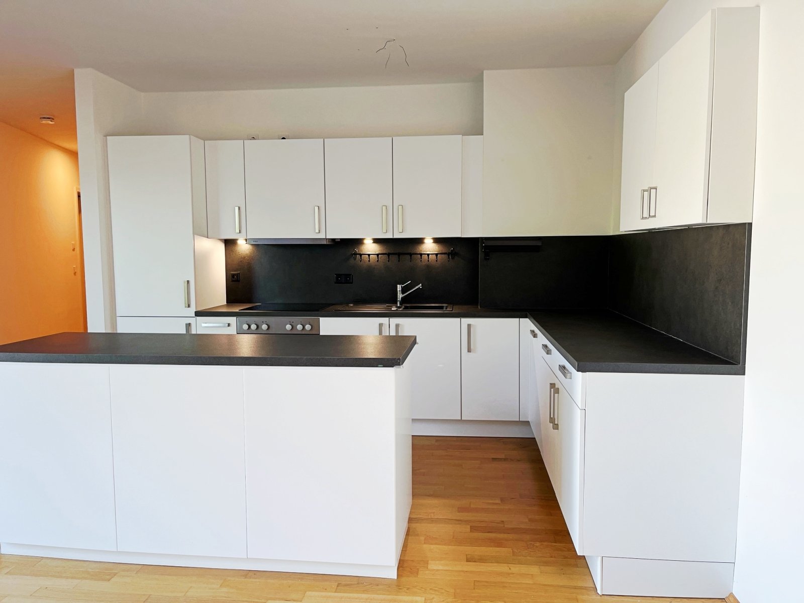 NEUBAU * Familienwohnung an der Weißen Elster * großer Balkon * EBK * 2 Bäder * Ankleide * Tiefgarage