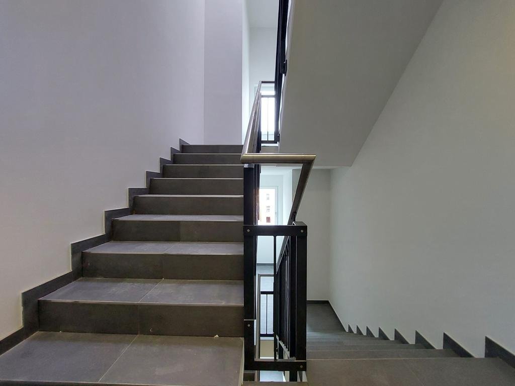 VERMIETET: ** ERSTBEZUG am Park ** Neubau ** 4-Raum WE ** großer Balkon ** Einbauküche ** Lift