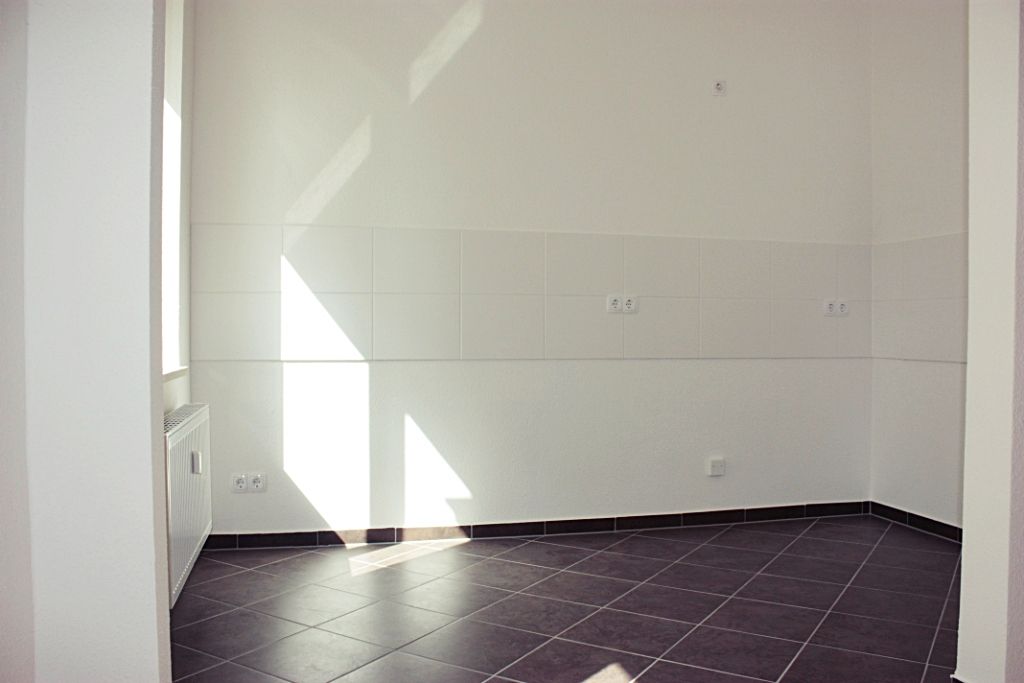 VERKAUFT:** vermietete 3-Raumwohnung im Zentrum-Süd ** Parkett ** Balkon