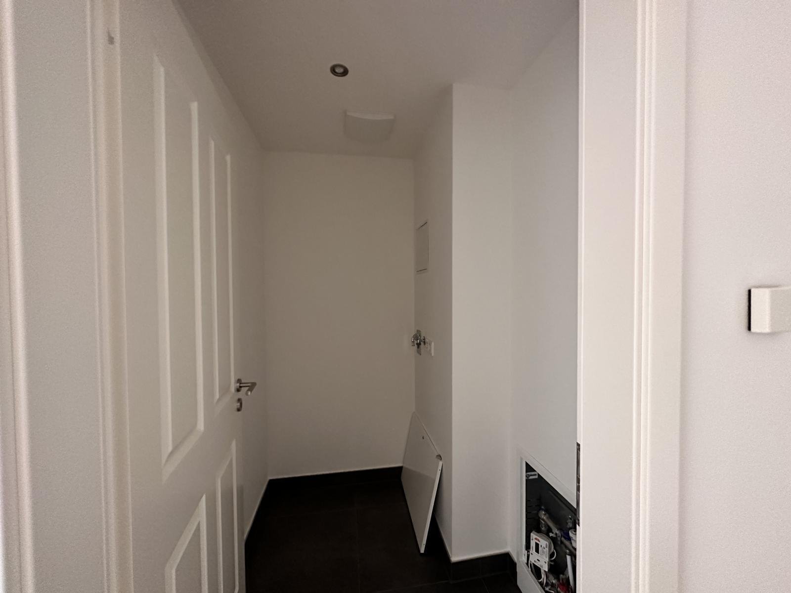 VERMIETET: ** Wohnen am Park ** Neubau-Erstbezug ** 4-Raum WE ** großer Balkon ** Einbauküche ** Lift