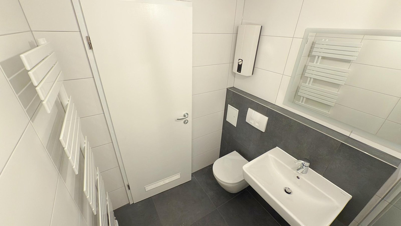 VERKAUFT: Seltene Gelegenheit in Plagwitz - unweit vom Karl-Heine-Kanal und Park* provisionsfrei * bezugsfrei * frisch saniert*