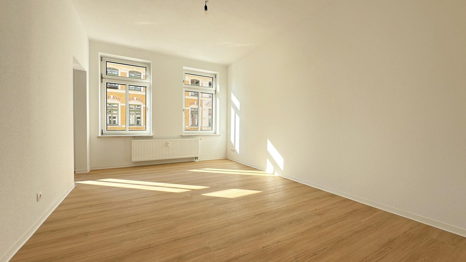 VERKAUFT: Seltene Gelegenheit in Plagwitz - unweit vom Karl-Heine-Kanal und Park* provisionsfrei * bezugsfrei * frisch saniert*