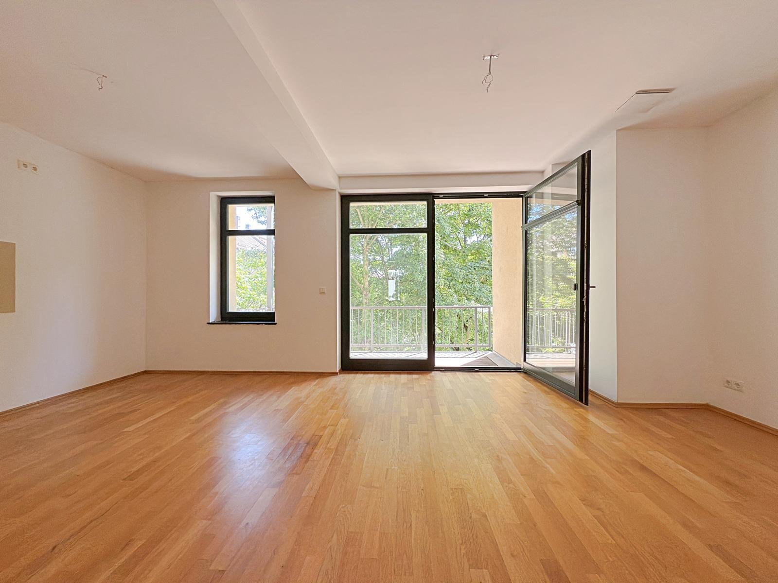 VERKAUFT: Seltene Gelegenheit ** bezugsfreie und provisionsfreie, hochwertige 3-Raumwohnung ** Parkett ** Balkon ** Lift