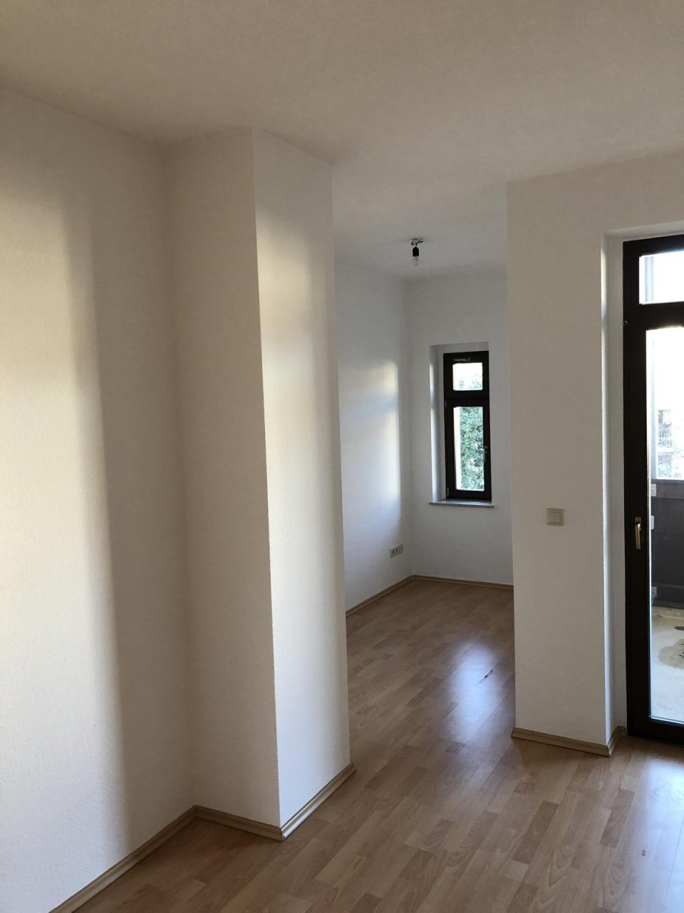 VERMIETET: Gohlis ** Familienfreundliche 3-Raum WE * Parknähe * großer Balkon * TLB * Ankleide * Gartenmitbenutzung