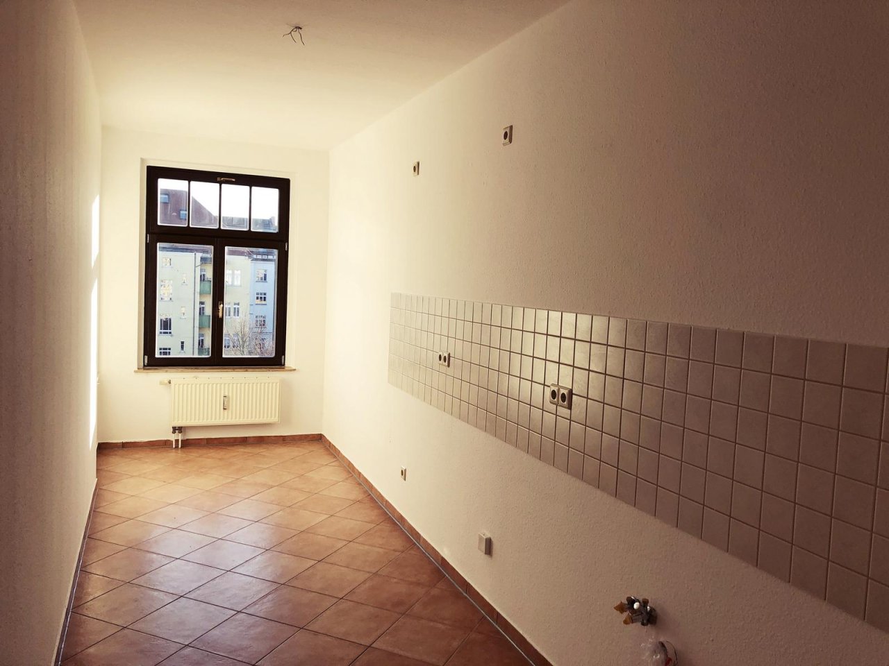 VERMIETET: Gohlis ** Familienfreundliche 3-Raum WE * Parknähe * großer Balkon * TLB * Ankleide * Gartenmitbenutzung