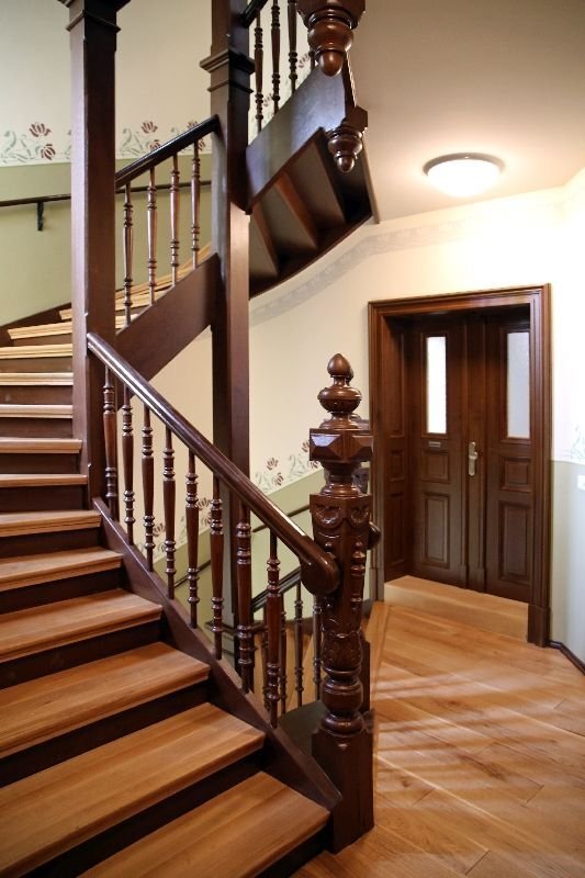 Edle 3-Raumwohnung ** Parkett ** Südwest-Balkon ** Tageslichtbad mit Wanne  Dusche