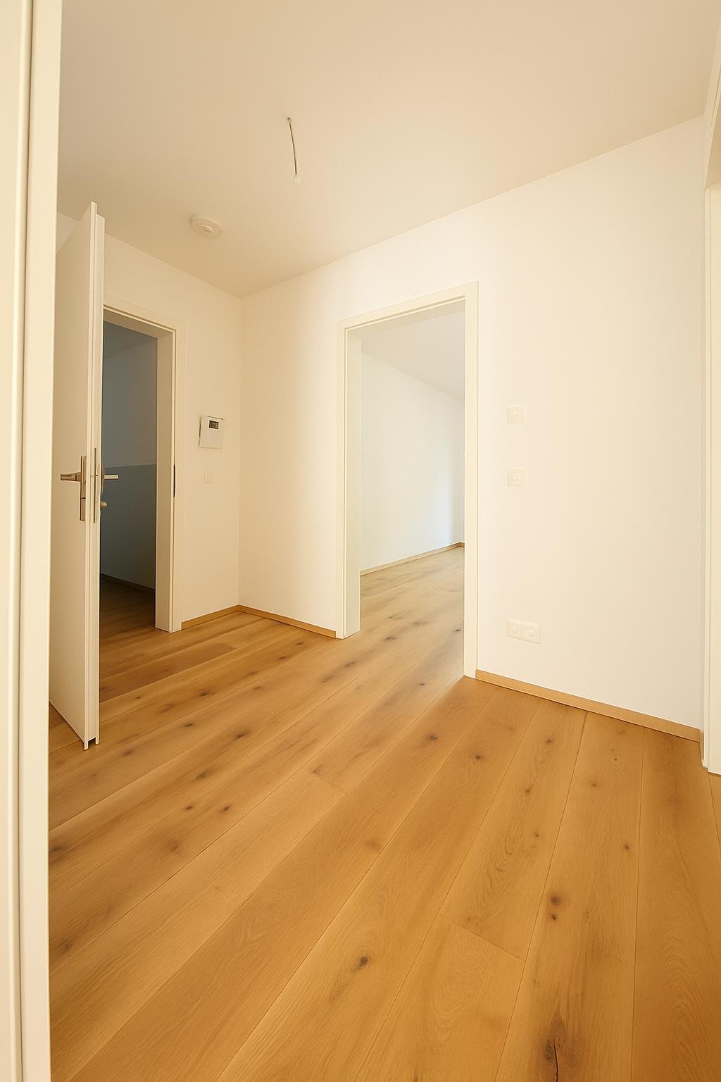 VERMIETET: Familienwohnung am Park ** Terrasse ** Gartenanteil ** moderne Einbauküche * 2 Bäder