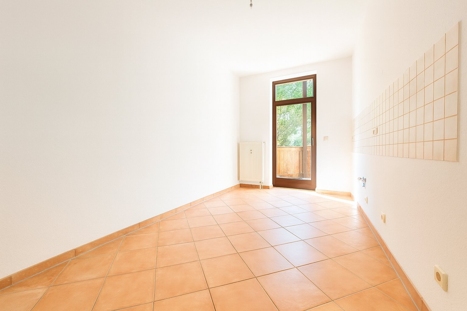 provisionsfreie Kapitalanlage mit Potential in Gohlis-Süd ** 2 ZKB ** Südbalkon