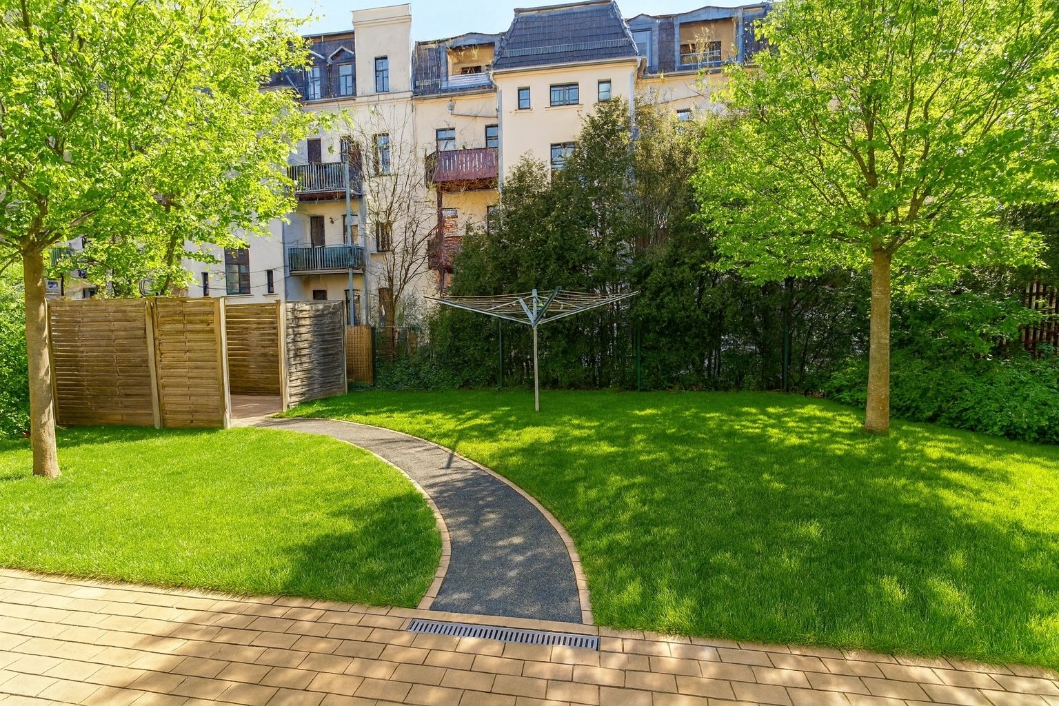 provisionsfreie Kapitalanlage mit Potential in Gohlis-Süd ** 2 ZKB ** Südbalkon