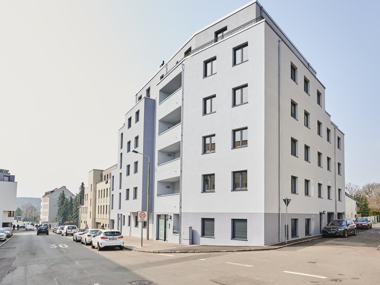 ** Wohnen an der Weißen Elster/ 3-Raumwohnung mit Loggia, EBK & Tiefgarage **