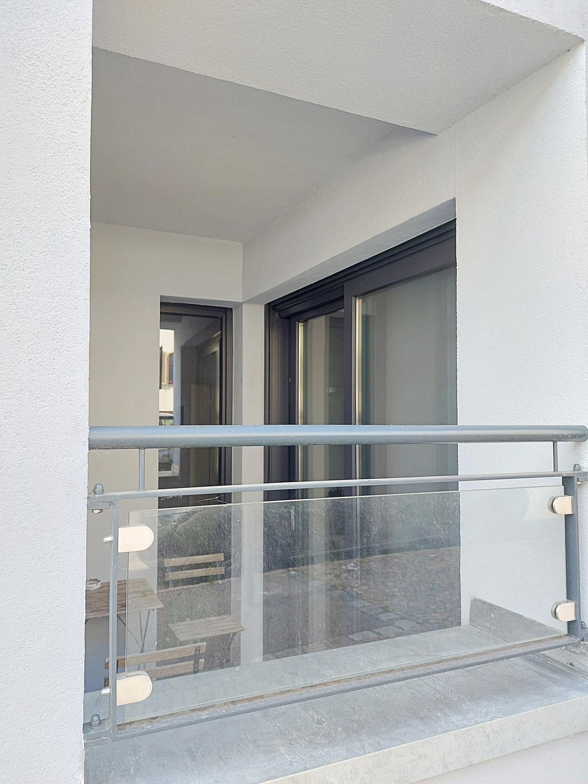 ** Wohnen an der Weißen Elster/ 3-Raumwohnung mit Loggia, EBK & Tiefgarage **