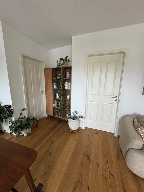 *Nachmieter für superschöne 2-Raumwohnung mit Balkon und Einbauküche am Park gesucht *