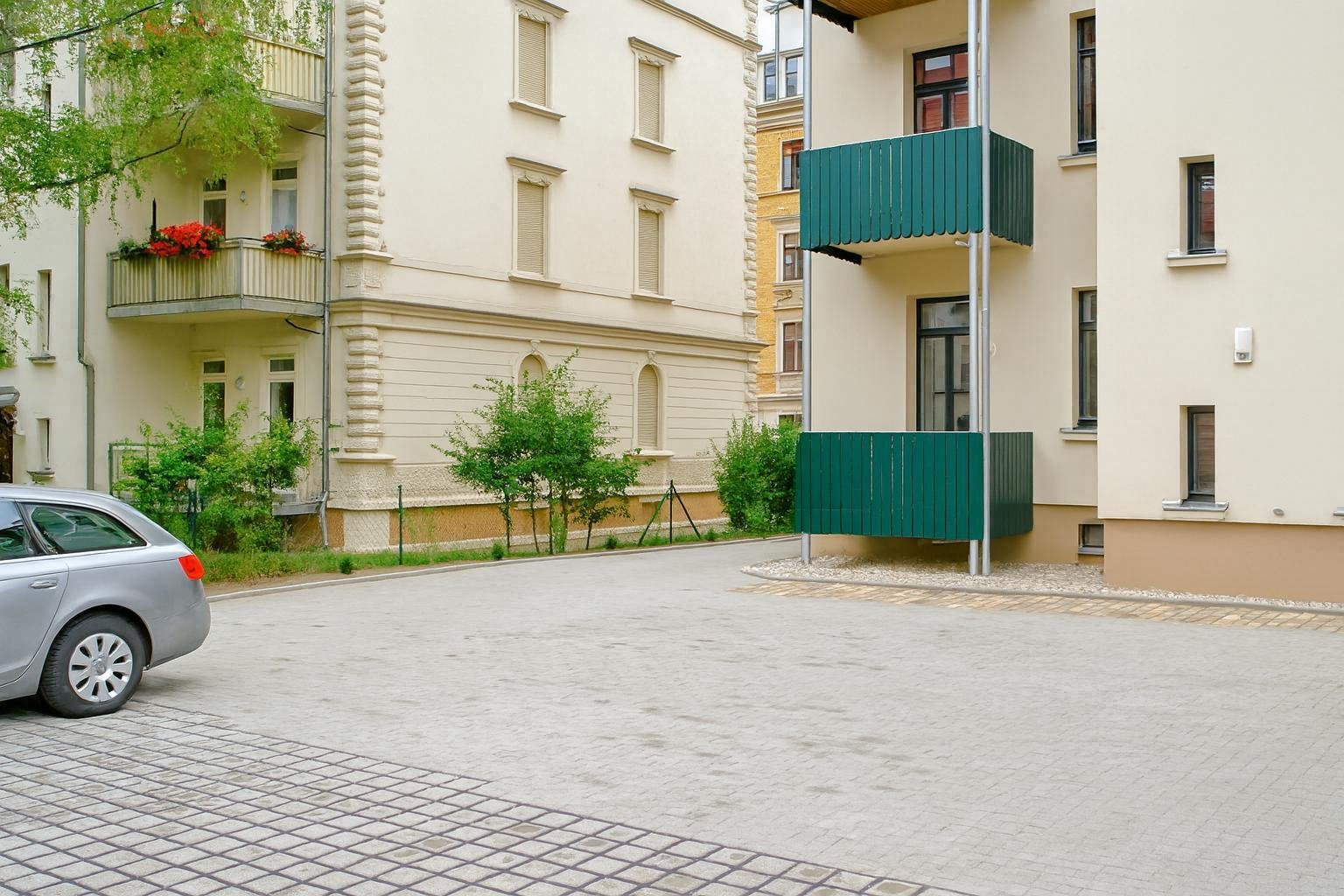 Provisionsfreie und vermietete 2-Raumwohnung mit Balkon in Plagwitz