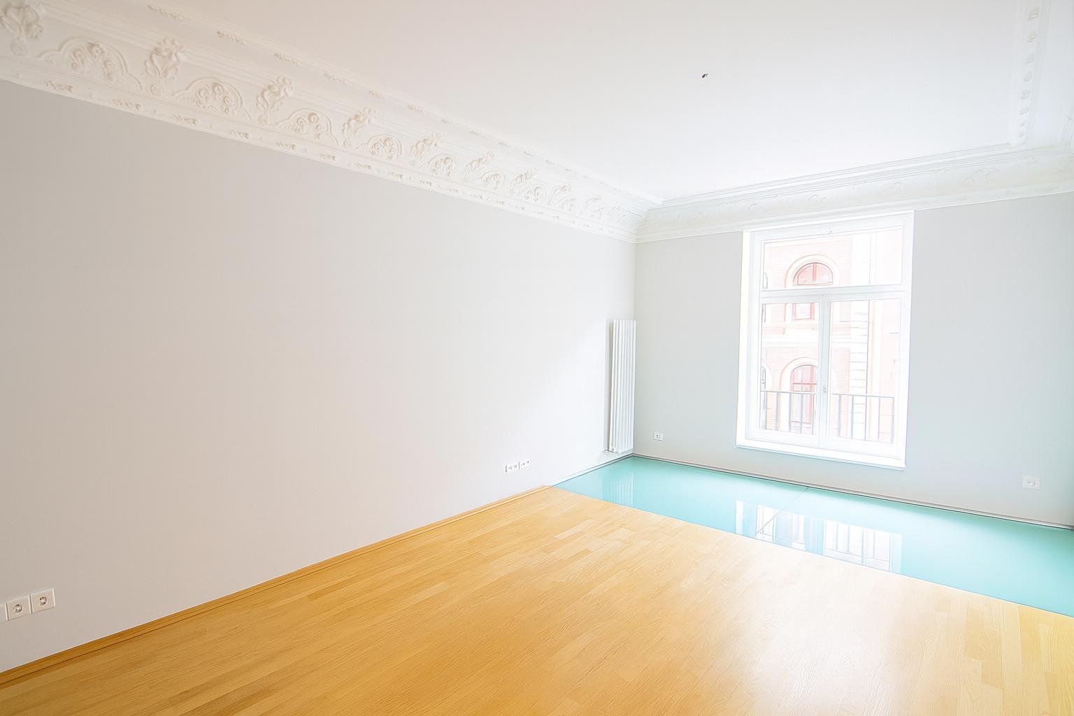 Zentrum * seltene Gelegenheit * provisionsfreie und stilvolle Maisonette ETW * Stuck * Parkett * Balkon