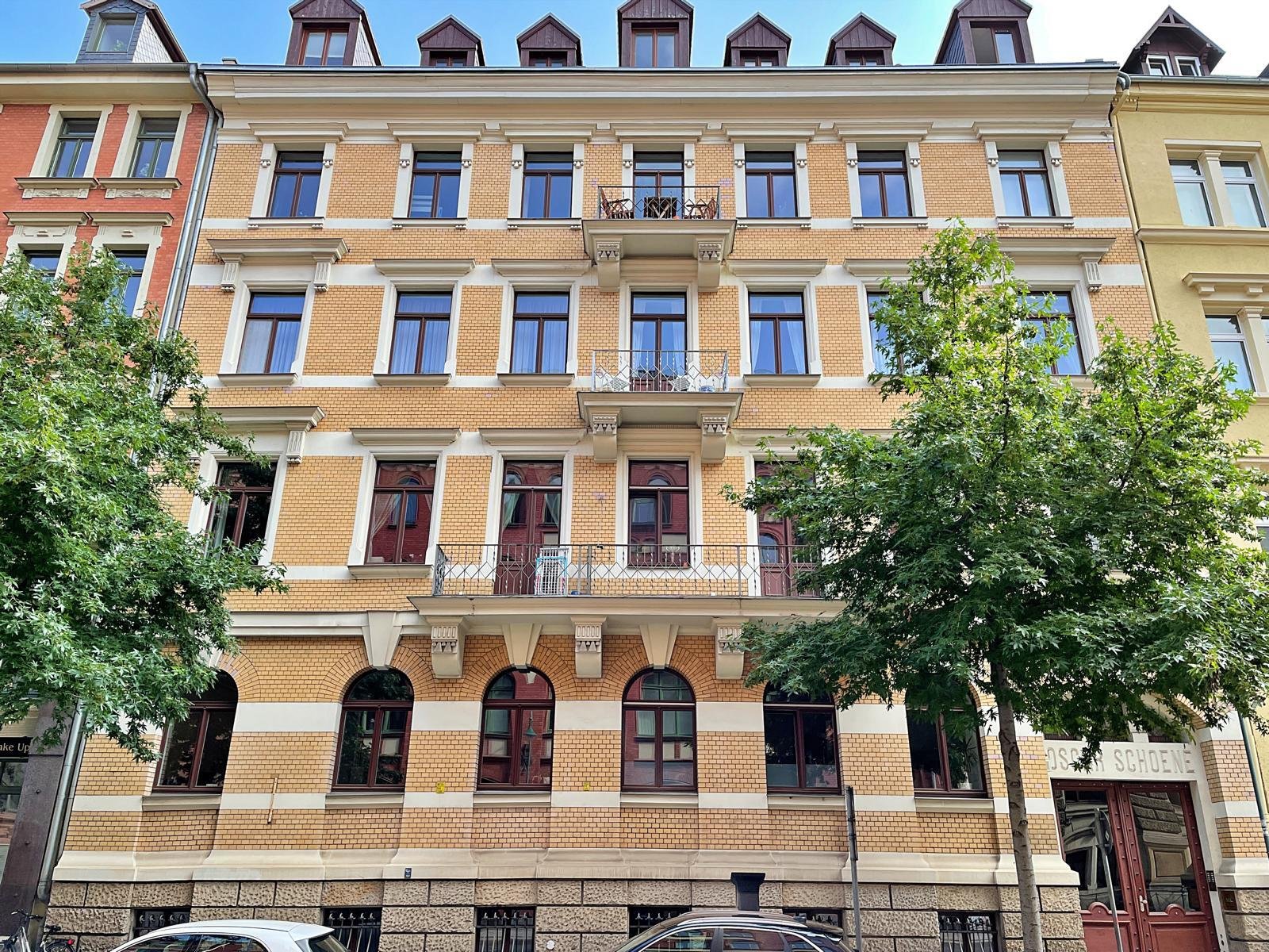 Zentrum * seltene Gelegenheit * provisionsfreie und stilvolle Maisonette ETW * Stuck * Parkett * Balkon