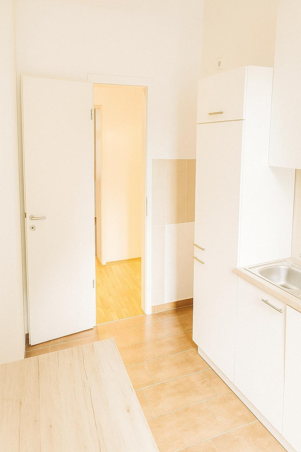 provisionsfreie und familienfreundliche 3-Raumwohnung mit moderner Ausstattung in Parknähe