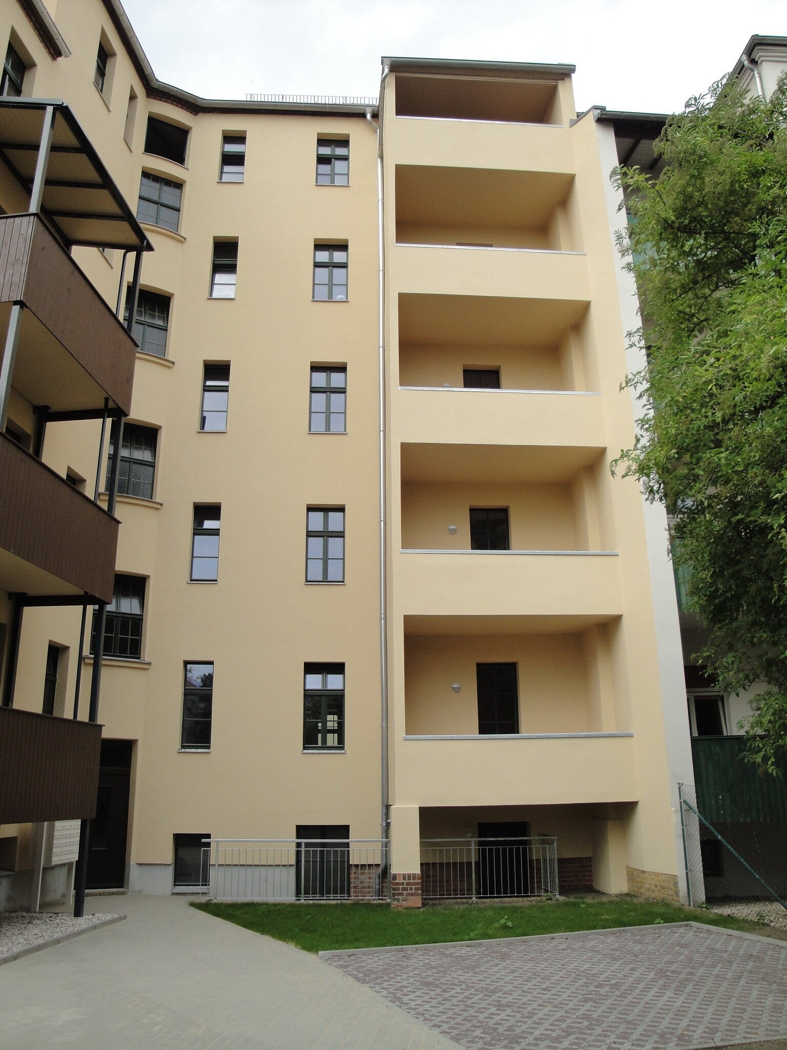 provisionsfreie und familienfreundliche 3-Raumwohnung mit moderner Ausstattung in Parknähe