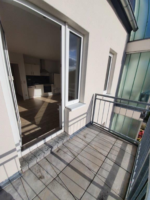 VERMIETET:  schöne Single-Wohnung in Engelsdorf * ruhige Lage * Südbalkon * Stellplatz