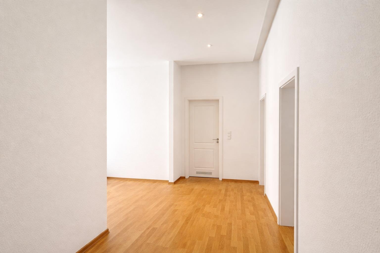 RESERVIERT: Seltene Gelegenheit ** vermietete 3-Raumwohnung im Zentrum-Süd ** 2 Balkone ** GWC ** Parkett