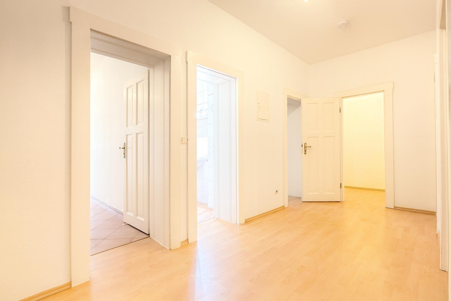 Familienwohnung in GOHLIS • BEZUGSFREI • PROVISIONSFREI • 3 ZKB • BALKON