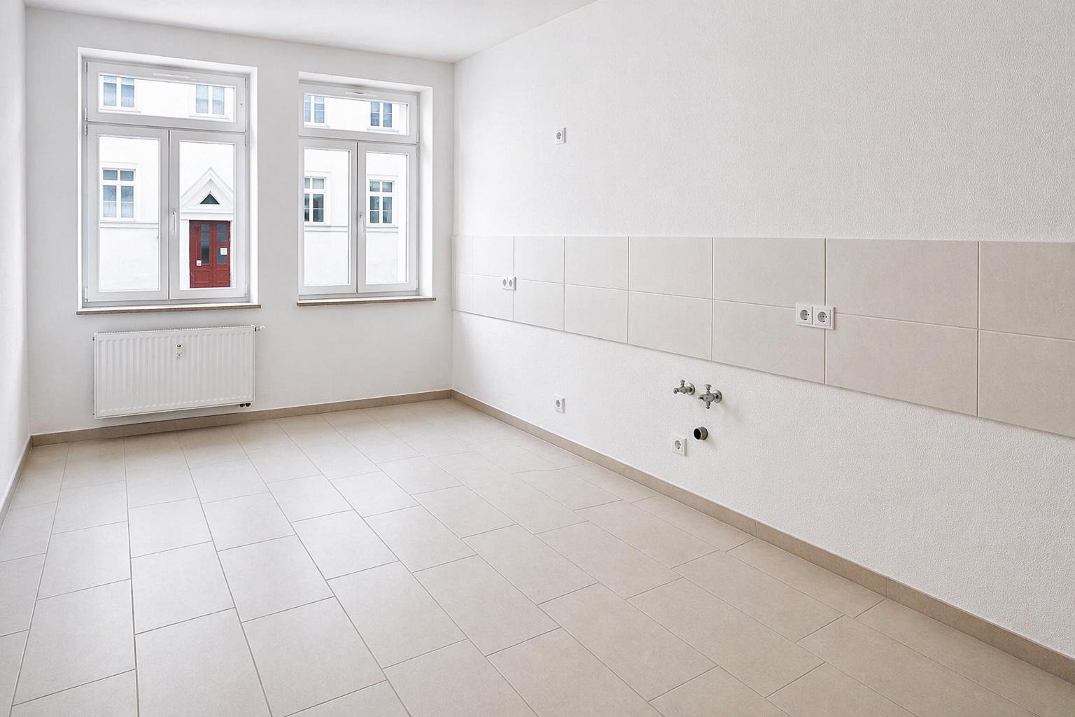 PROVISIONSFREI ** Edle 2-Raumwohnung im stilvollen Altbau ** Parkett ** Südwest-Balkon ** Tageslichtbad mit Wanne und Dusche
