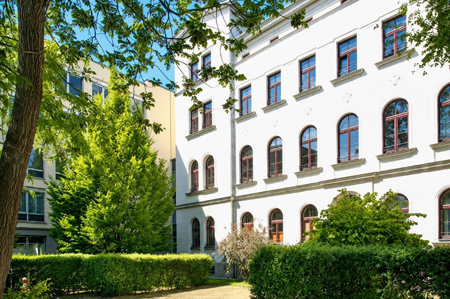 ** LEIPZIG-ZENTRUM ** Moderne 3 Raum-Galeriewohnung ** Parkett * GWC