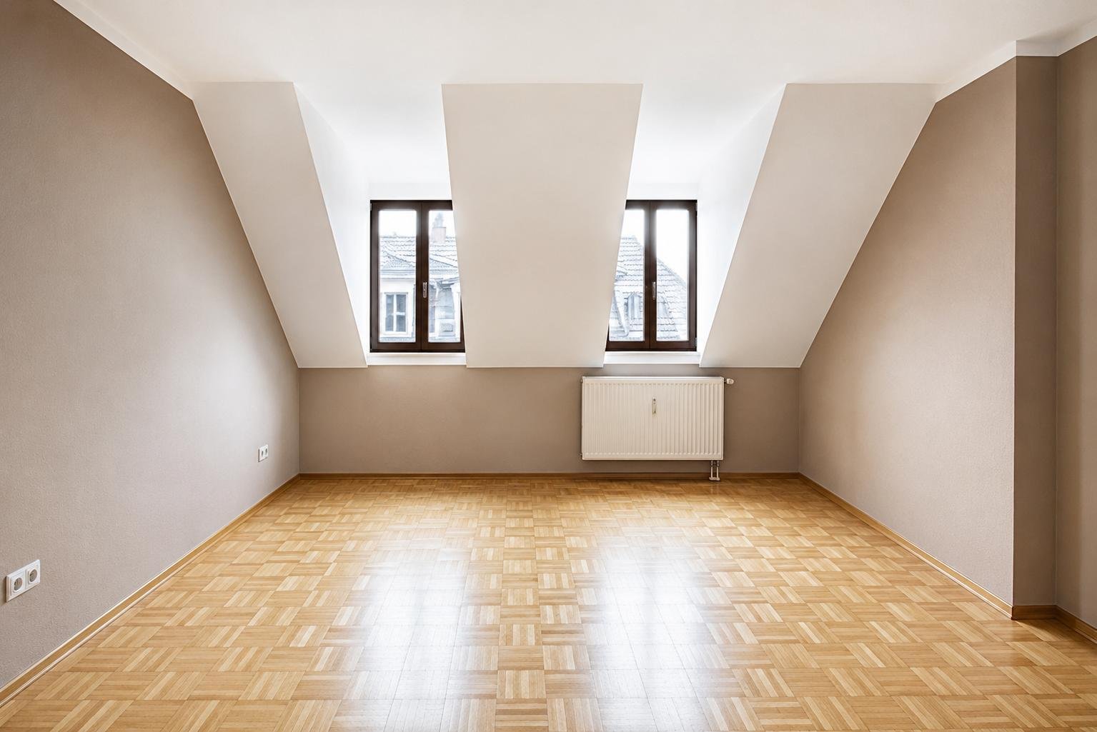 ** Wohnen in Zentrumsnähe ** Dachloggia * Parkett * Tageslichtbad * Garten * ab 01.05.2026