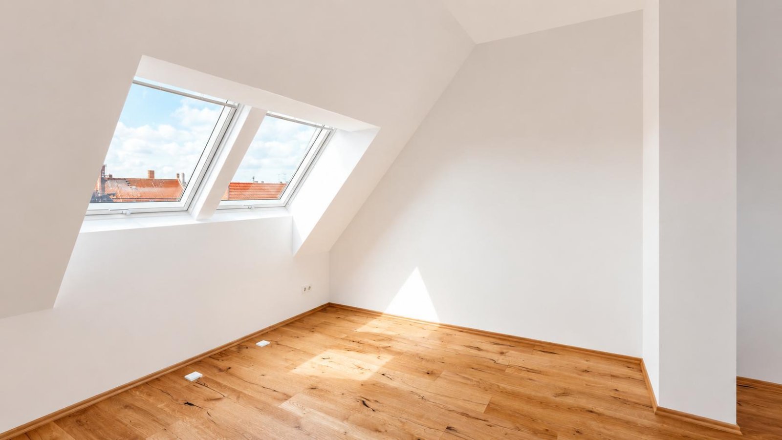 Dachgeschoss-Maisonette ** Neubau am Park ** Süd-Terrasse ** Einbauküche ** Lift