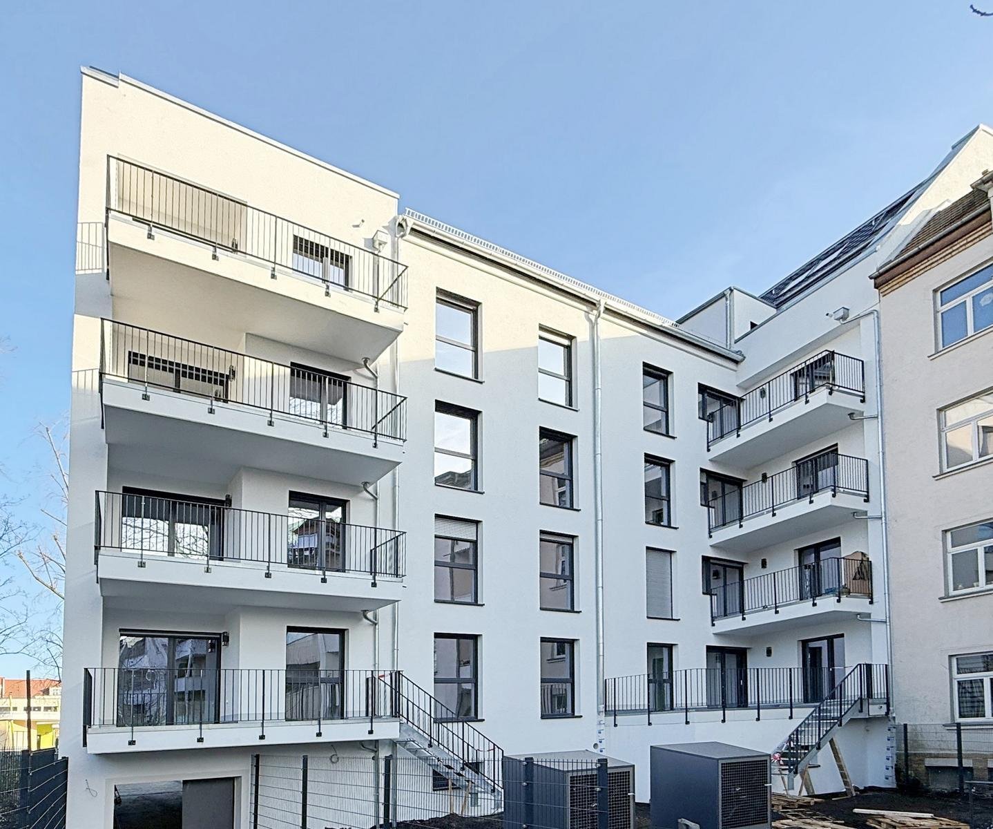 Dachgeschoss-Maisonette ** Neubau am Park ** Süd-Terrasse ** Einbauküche ** Lift