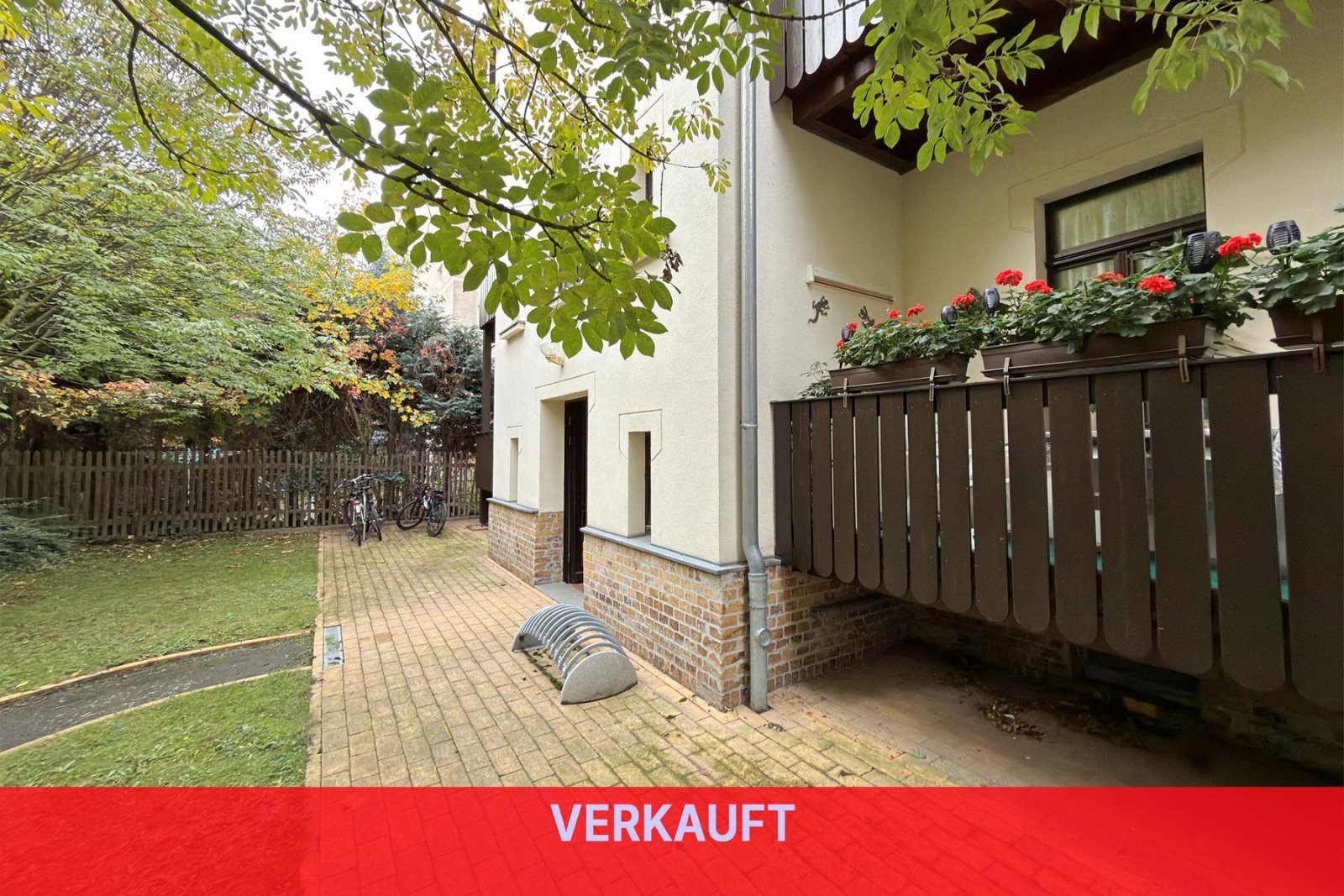VERKAUFT: provisionsfreie Kapitalanlage mit Potential in Gohlis-Süd ** 2 ZKB ** Südbalkon