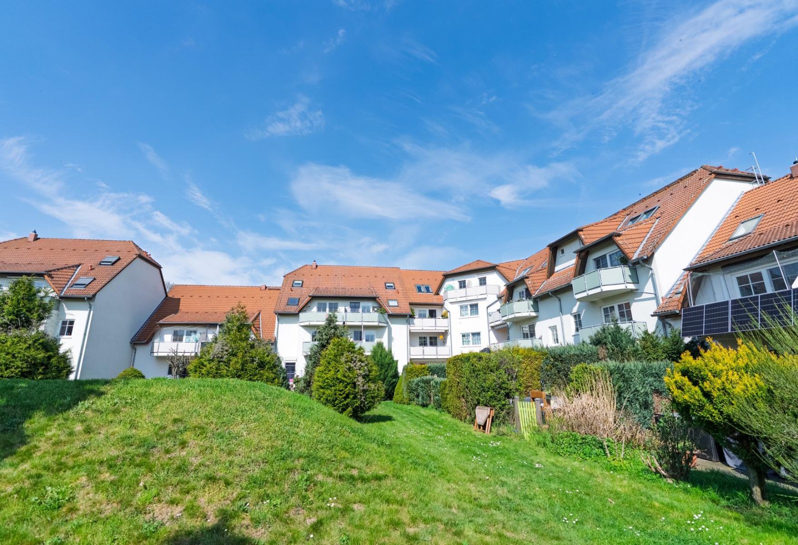 Familienwohnung • bezugsfrei • provisionsfrei • Maisonette • 142 m² • Balkon • Stellplatz