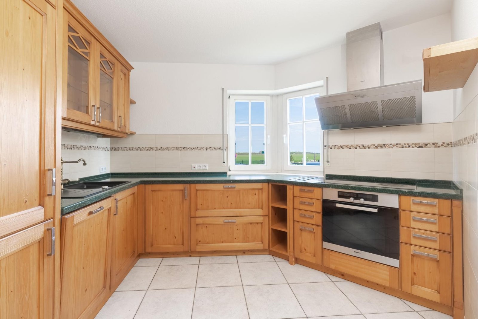 Familienwohnung • bezugsfrei • provisionsfrei • Maisonette • 142 m² • Balkon • Stellplatz