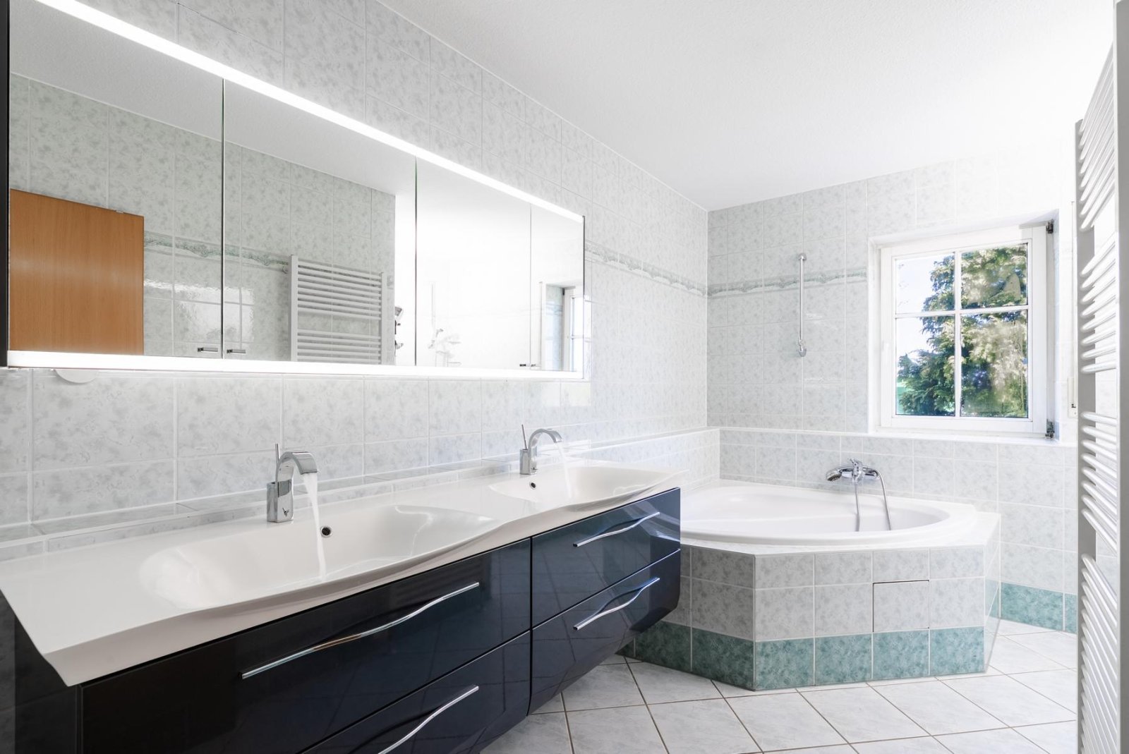 Familienwohnung • bezugsfrei • provisionsfrei • Maisonette • 142 m² • Balkon • Stellplatz