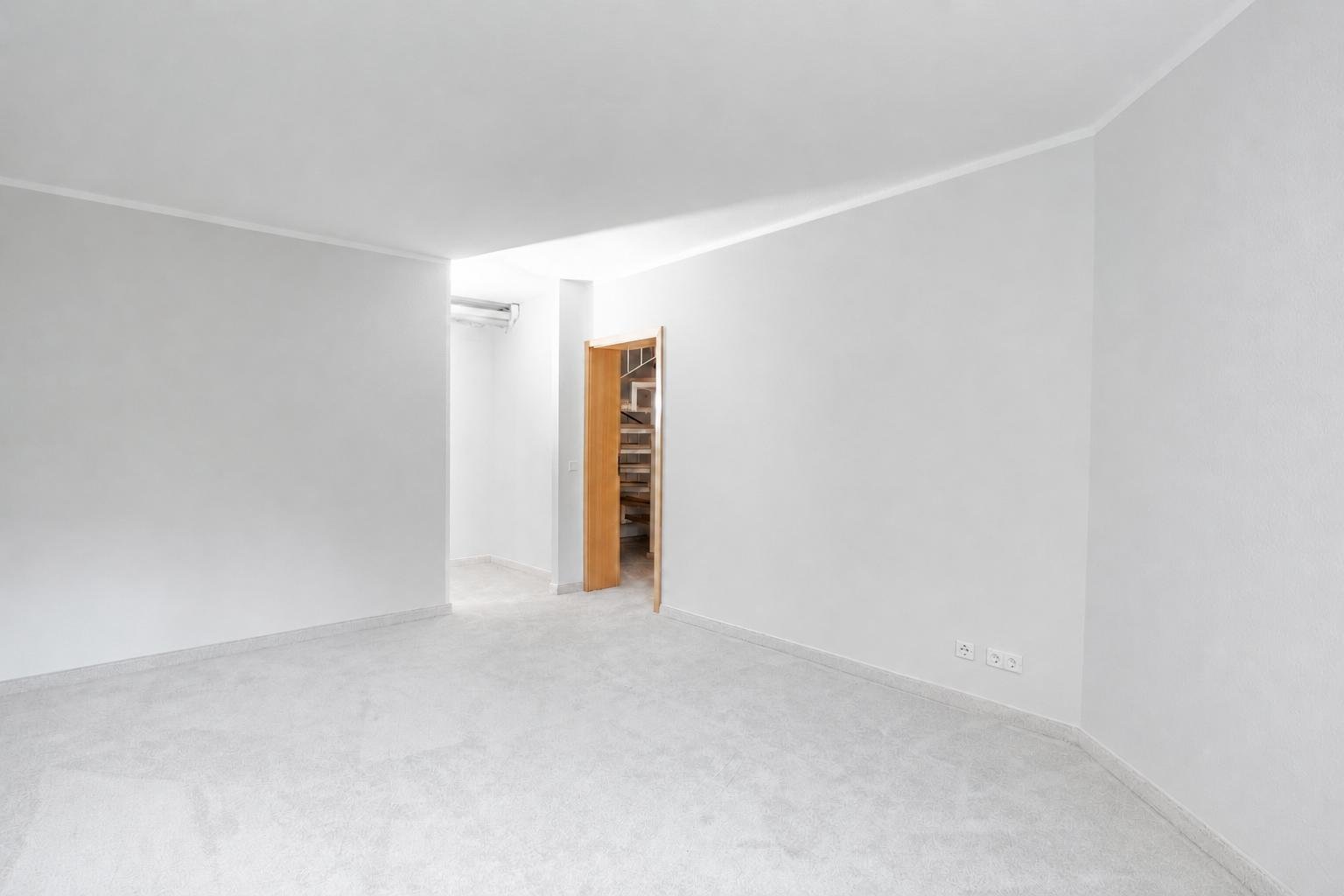 Familienwohnung • bezugsfrei • provisionsfrei • Maisonette • 142 m² • Balkon • Stellplatz