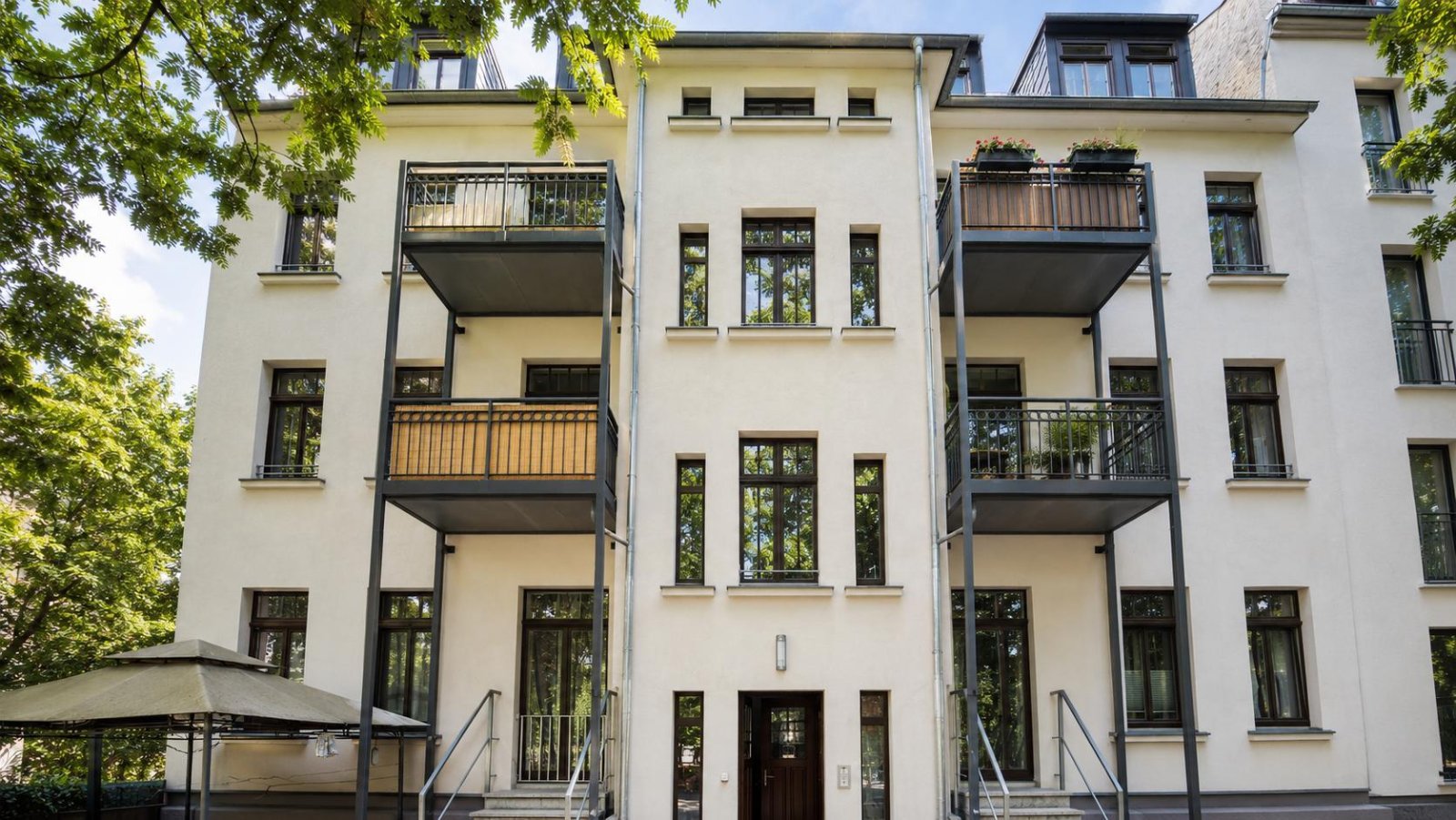 *Seltene Gelegenheit in der Südvorstadt* provisionsfreie 3-Raumwohnung * 2 Balkone * Parkett * ruhige Lage