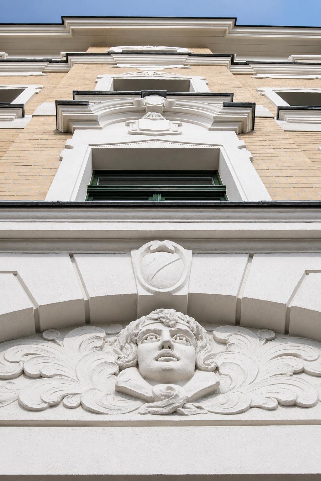 * Wohnen am Stadtteilpark Plagwitz * provisionsfreie 3-Raumwohnung * Balkon * Stuck * ruhige Lage