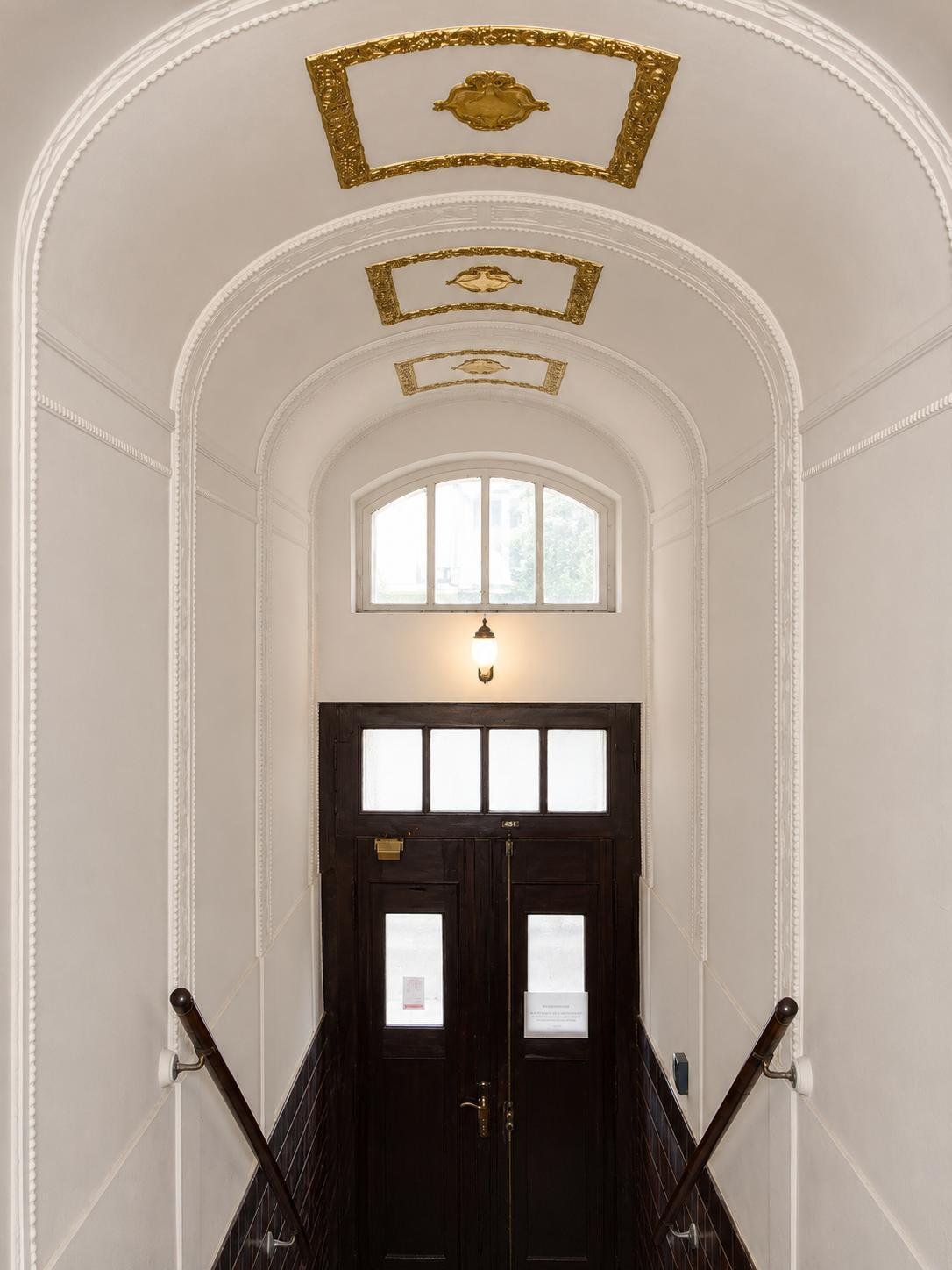 ** Familienwohnung in ruhiger Lage ** Gohlis ** 3 Zimmer ** Balkon ** Parknähe ** ruhige Seitenstraße ** Tageslichtbad **