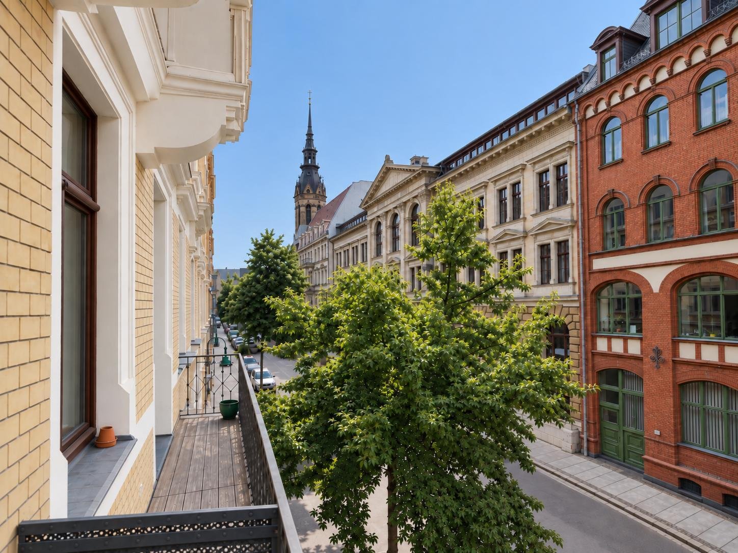 Zentrum * provisionsfrei * stilvolle Maisonette * Stuck * Parkett * Balkon