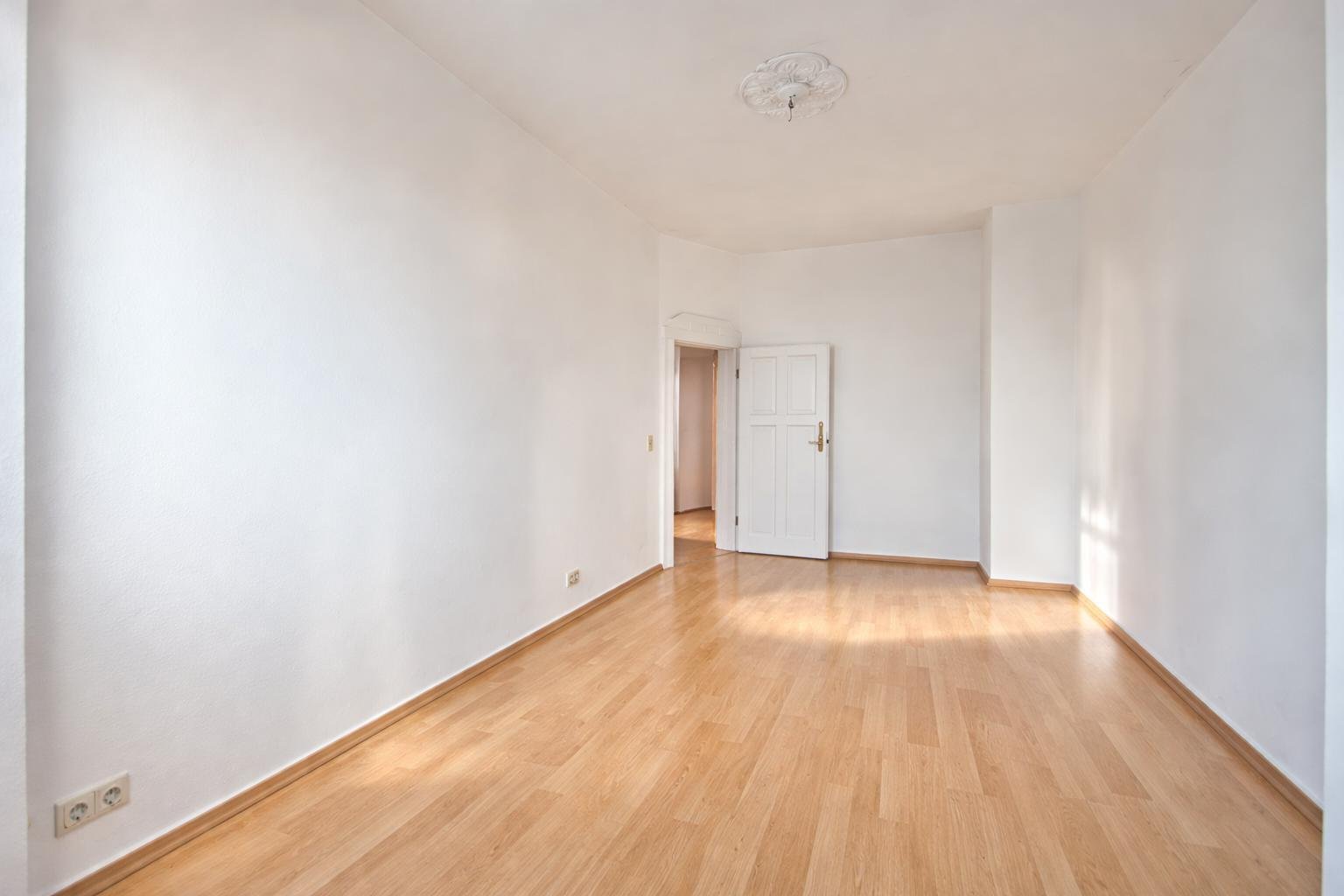 Familienwohnung in Gohlis * PROVISIONSFREI * sehr gepflegt * Balkon * Garten