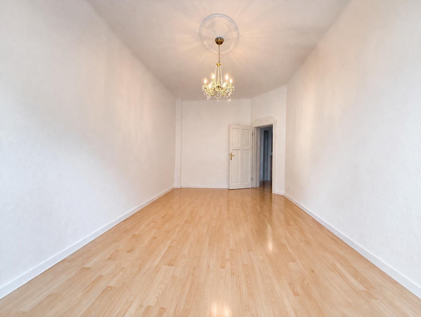 Familienwohnung in Gohlis * PROVISIONSFREI * sehr gepflegt * Balkon * Garten