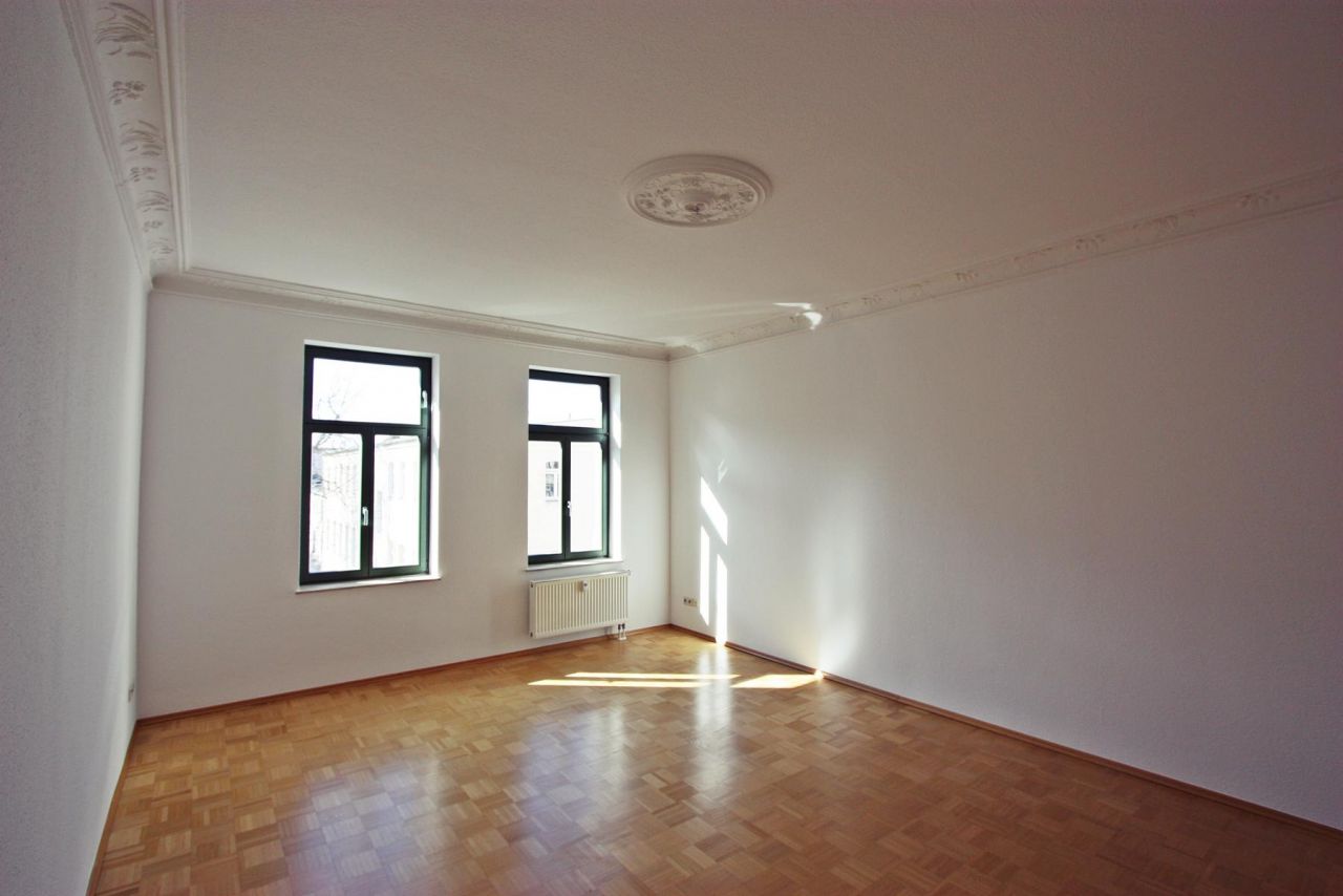 Zimmer (Referenzwohnung im Haus)