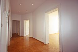 Flur (Referenzwohnung im Haus)