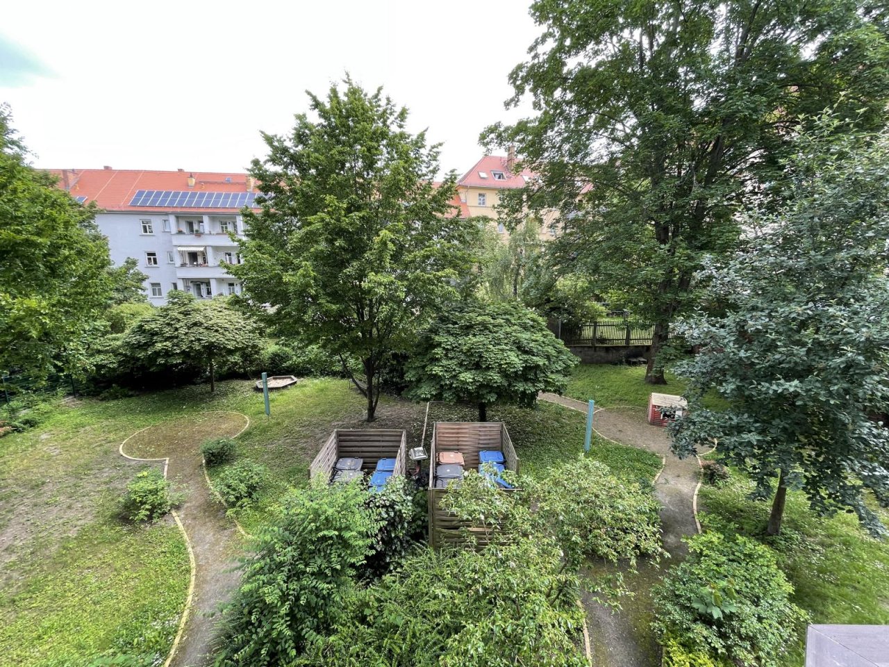 IBlick in den Garten IBlick in den Garten