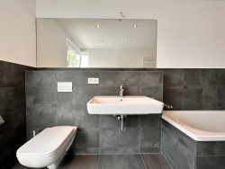 Bad mit Wanne Bad mit Wanne